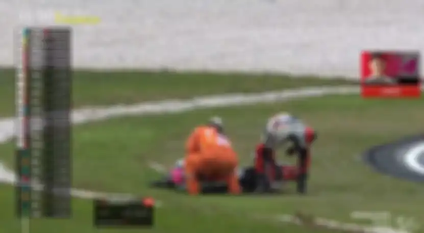pembalap SIC58 Squadra Corse, Riccardo Rossi crash saat FP2 Moto3 Malaysia 2022.