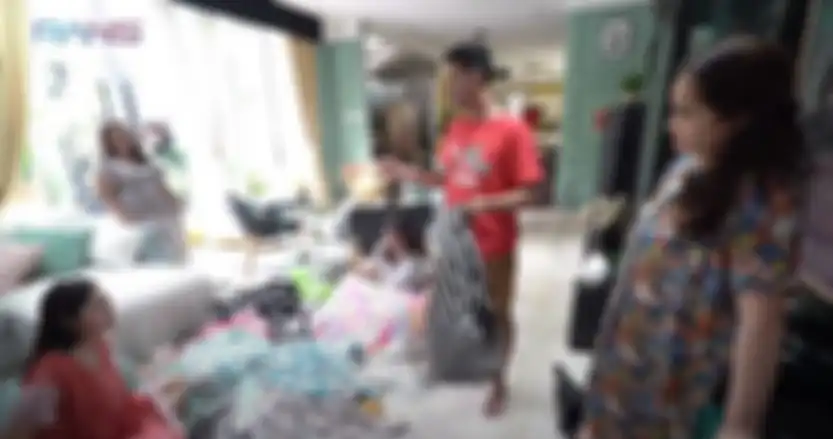 Adik Raffi Ahmad berniat untuk berjualan kain