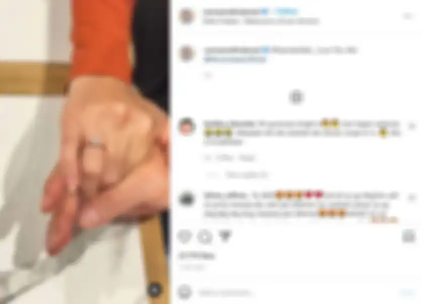 Venna Melinda pamer cincin berlian dari Ferry Irawan