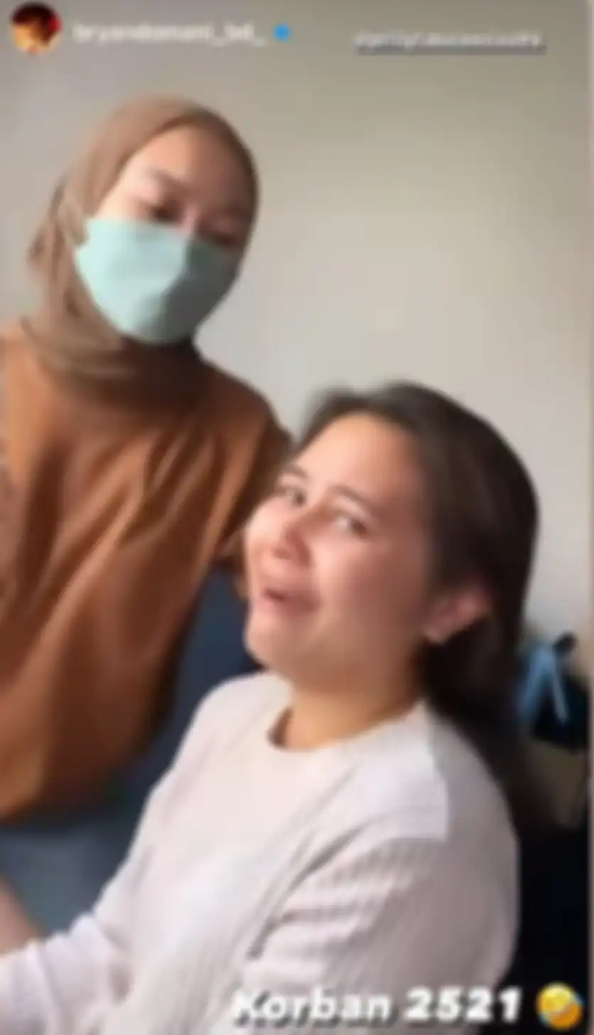 Prilly Latuconsina nangis nonton drama Twenty One Twenty Five