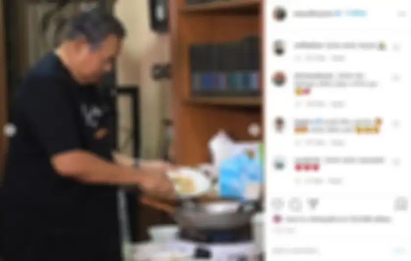 SBY memasak di Istana Cikeas
