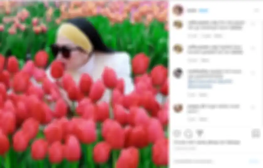 Unggahan instagram pria bule yang disebut sebagai ayah angkat Syahrini