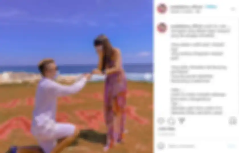 Eva Belisima dilamar sang kekasih