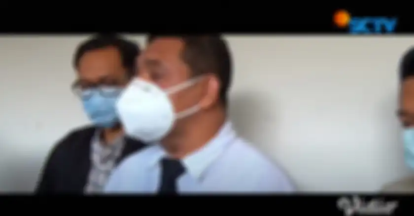 Kuasa Hukum Mark Sungkar menjelaskan bahwa kliennya terinfeksi virus Corona. 