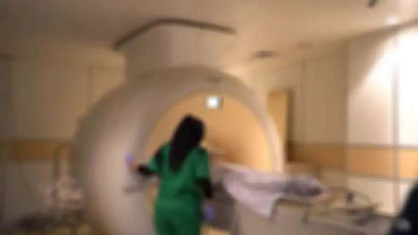 Sarwendah diperiksa di ruang MRI