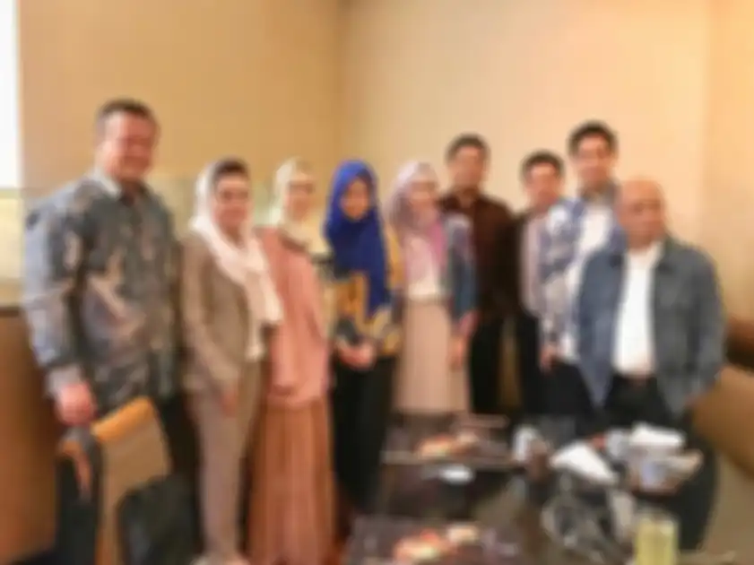 Akhir pekan Mulan Jameela sebagai anggota DPR RI