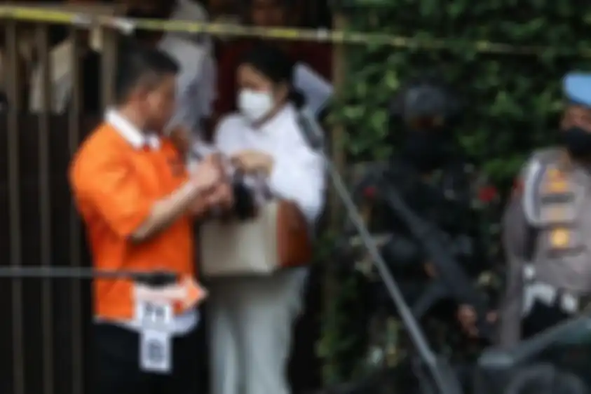 Foto Putri Candrawathi jadi sorotan setelah saksi kompak bikin Brigadir J terpojok. Bareskrim mengaku gagal dapatkan bukti kunci di Magelang.