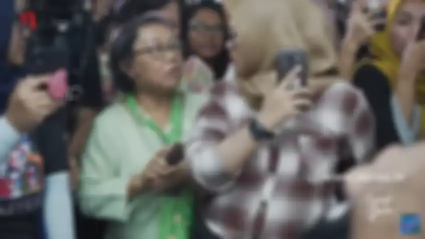Dua emak-emak nyaris terlibat baku hantam saat menonton Tompi