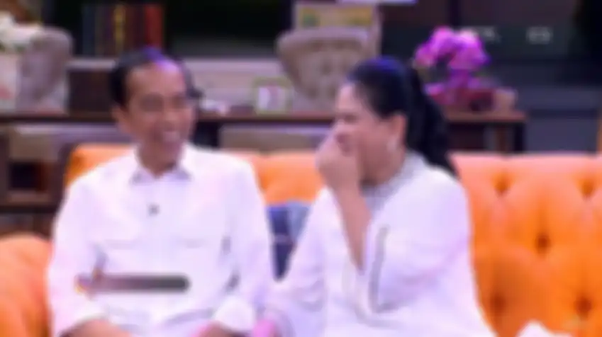 Gaya tertawa Iriana yang menutup mulut ketika tertawa bisa menggambarkan karakter.