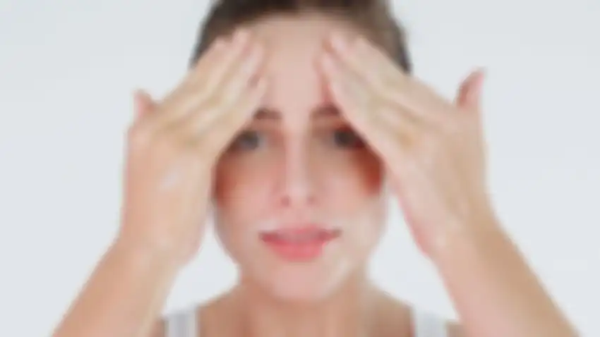 mencuci muka