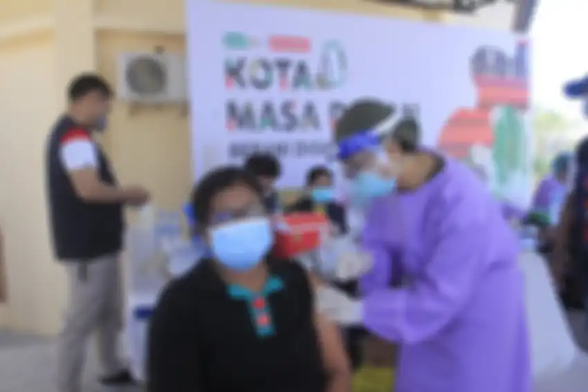Vaksinasi dari program Kota Masa Depan dari Grab, Emtek, dan Bukalapak.