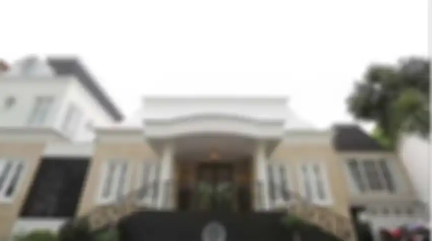 Megahnya rumah Andre Taulany