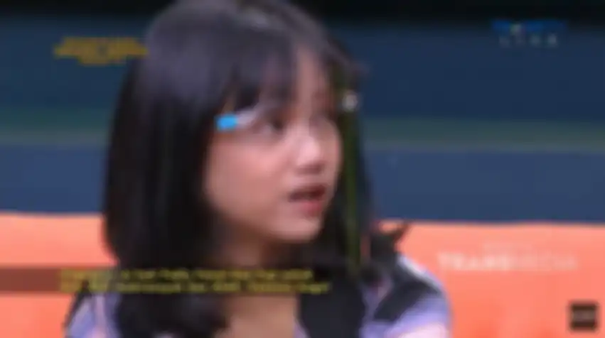 Fuji ungkapkan kesedihannya atas kepergian Bibi Ardiansyah dan Vanessa Angel.