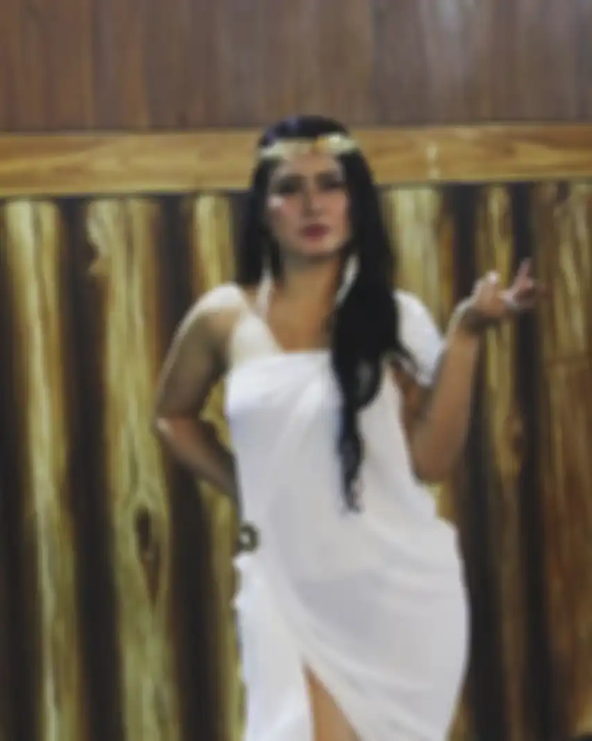 Foto terkini Velline Chu langsung diserbu netizen. Rupanya pedangdut yang positif sabu ini diancam foto pribadinya disebarkan gegara masalah ini.