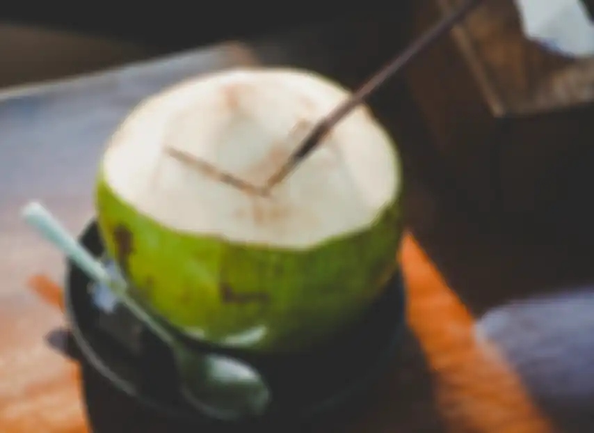 Manfaat minum air kelapa secara rutin.