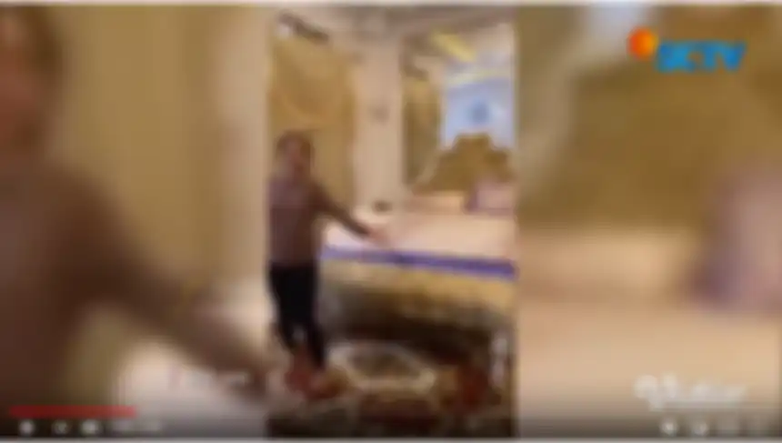 Tangkap layar Zaskia Gotik dan kamar pengantin barunya