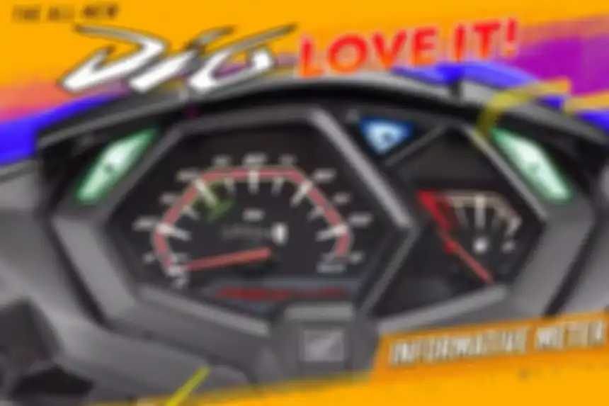 Panel instrumen analog pada Honda Dio.