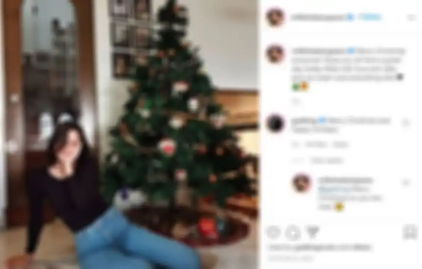 Gading Marten dan Juria saling berbalas komentar di momen natal