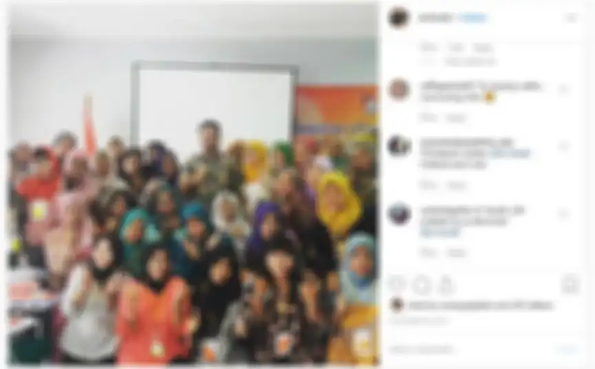 Dokter Farabi saat menjadi pembicara di salah satu acara