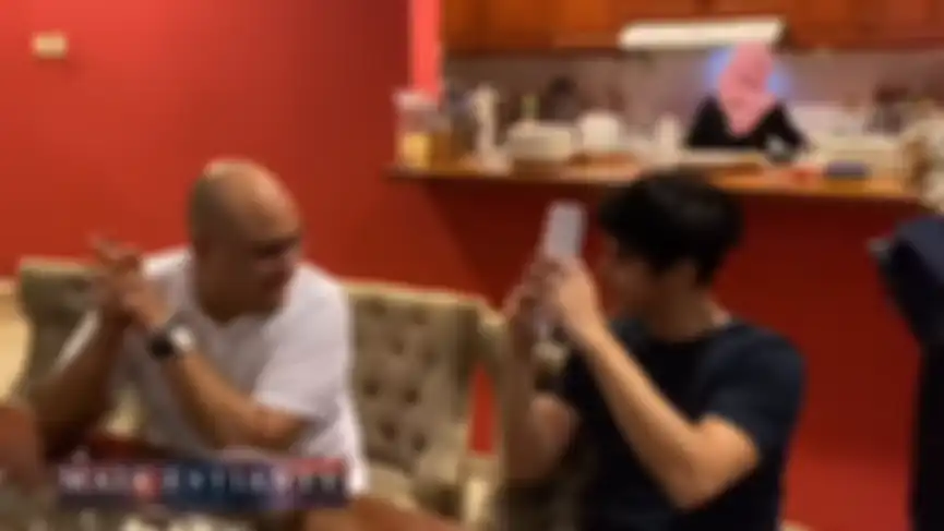 Al berterima kasih pada Irwan Mussry setelah menerima THR