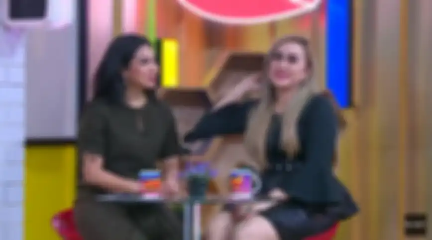 Lia Ladysta bongkar hubungan Syahrini dan pak Haji Banjarmasin