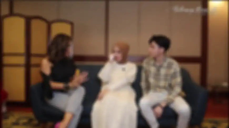 Putri Delina saat jadi bintang tamu dengan Melaney Ricardo