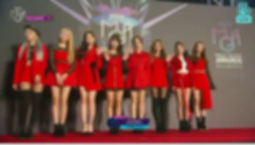 MOMOLAND