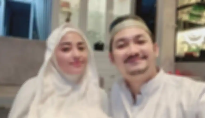 Dewi Perssik dan Angga Wijaya