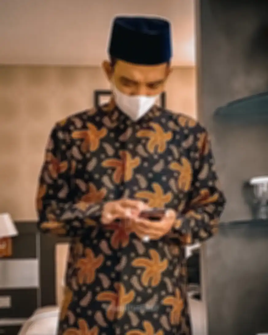 Foto Ustaz Abdul Somad ditangkap polisi beredar di media sosial. Ini fakta sebenarnya. 