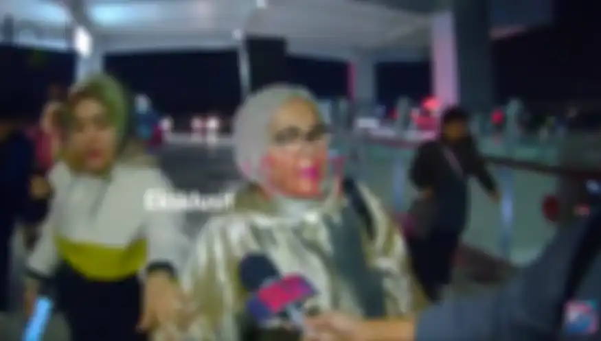 Keluarga Syahrini hendak pergi ke Jepang