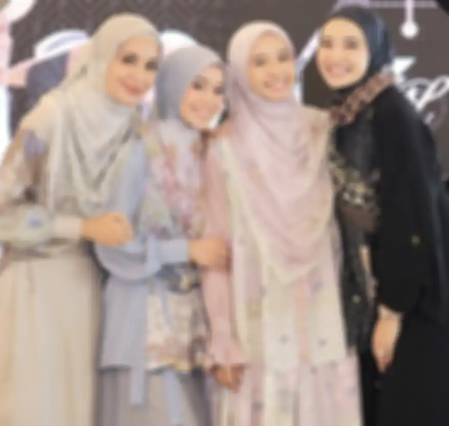 Inilah 6 foto aesthetic Lesti Kejora di acara Azskia Sungkar. Penampilan aesthetic Lesti auto bikin mewek ibunda Laudya Cynthia Bella.