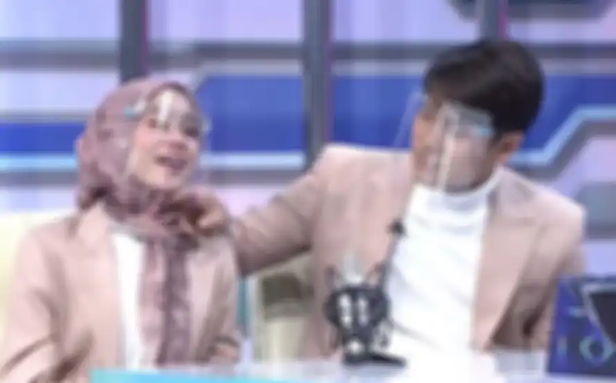Lesti Kejora dan Rizky Billar saat hadir di acara One Man Show.