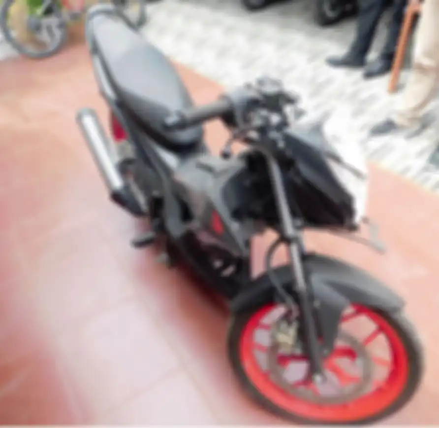 Honda Sonic dilelang sepaket dua unit di Aceh. 