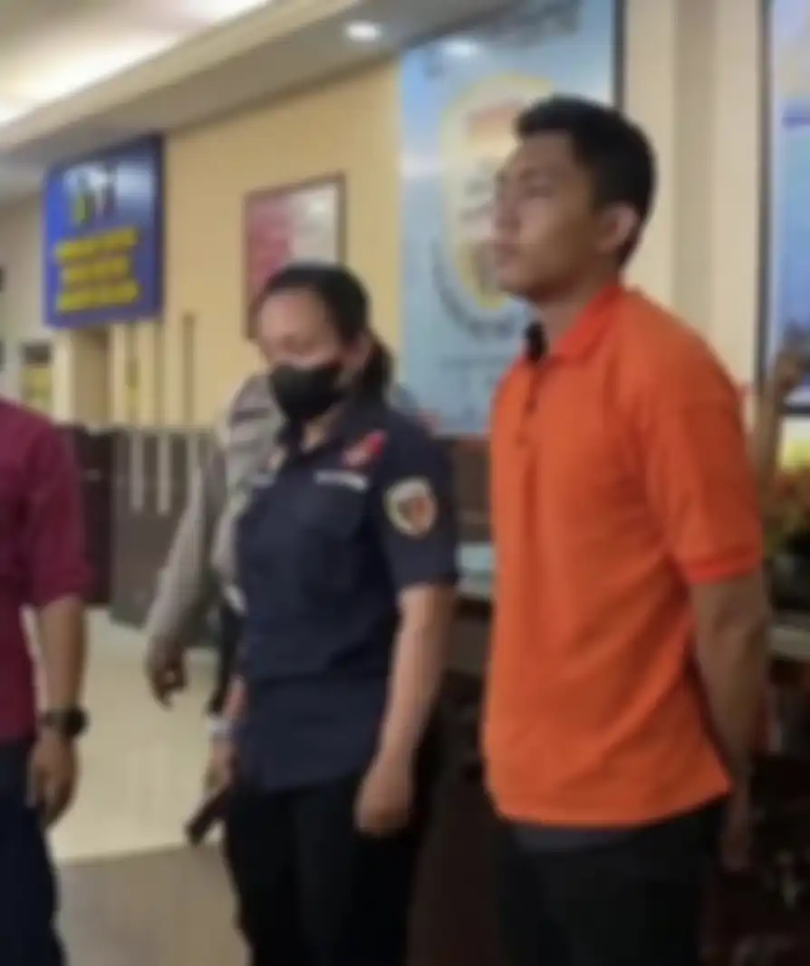 Mario Dandy Satrio anak Rafael Alun Trisambodo pejabat pajak yang senang pamer harta keluarganya.