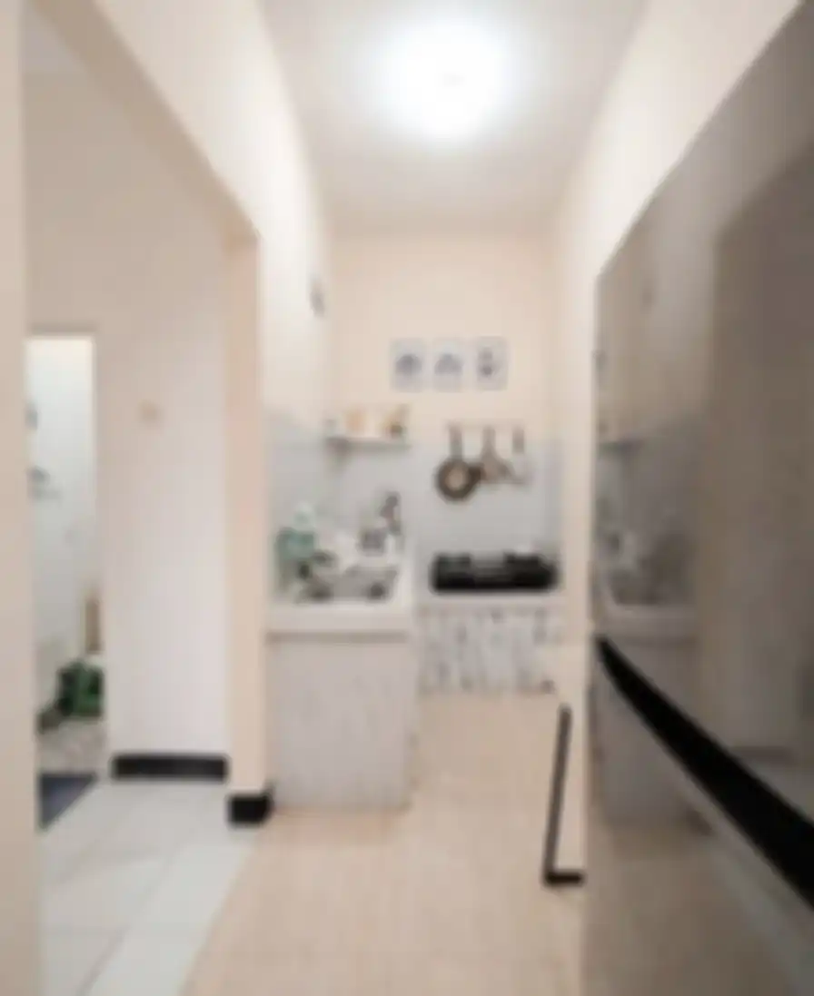 Desain dapur mungil dekat kamar mandi yang memberi aura positif ideal buat rumah minimalis. Istri girang lihat 9 foto contohnya.