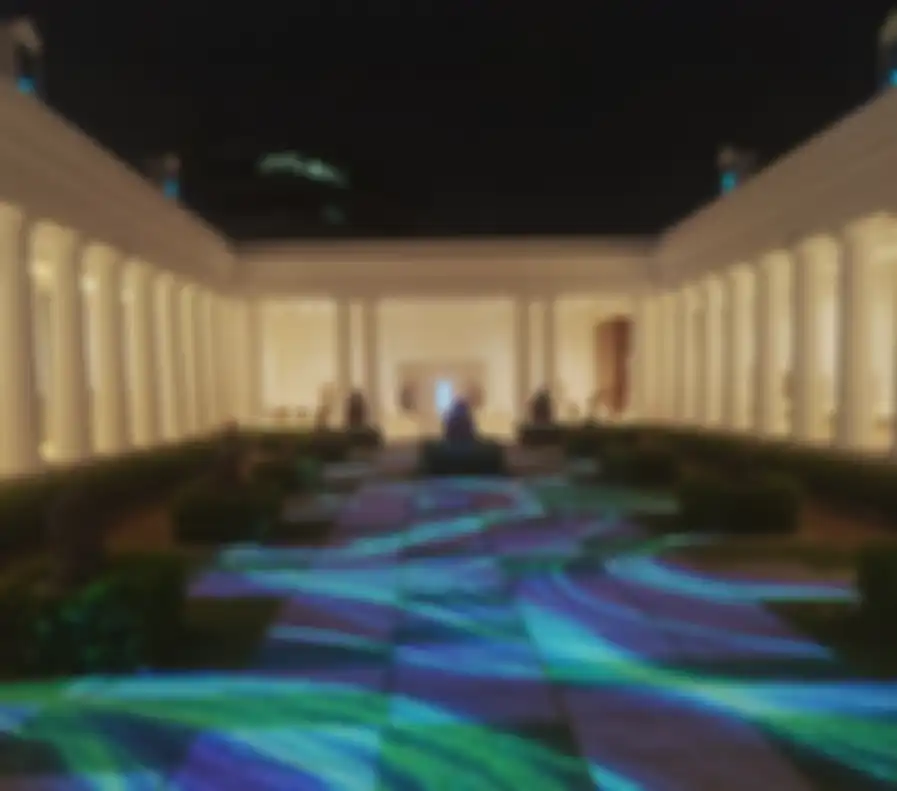 Museum Nasional Indonesia menggunakan teknologi video mapping dengan proyektor Epson