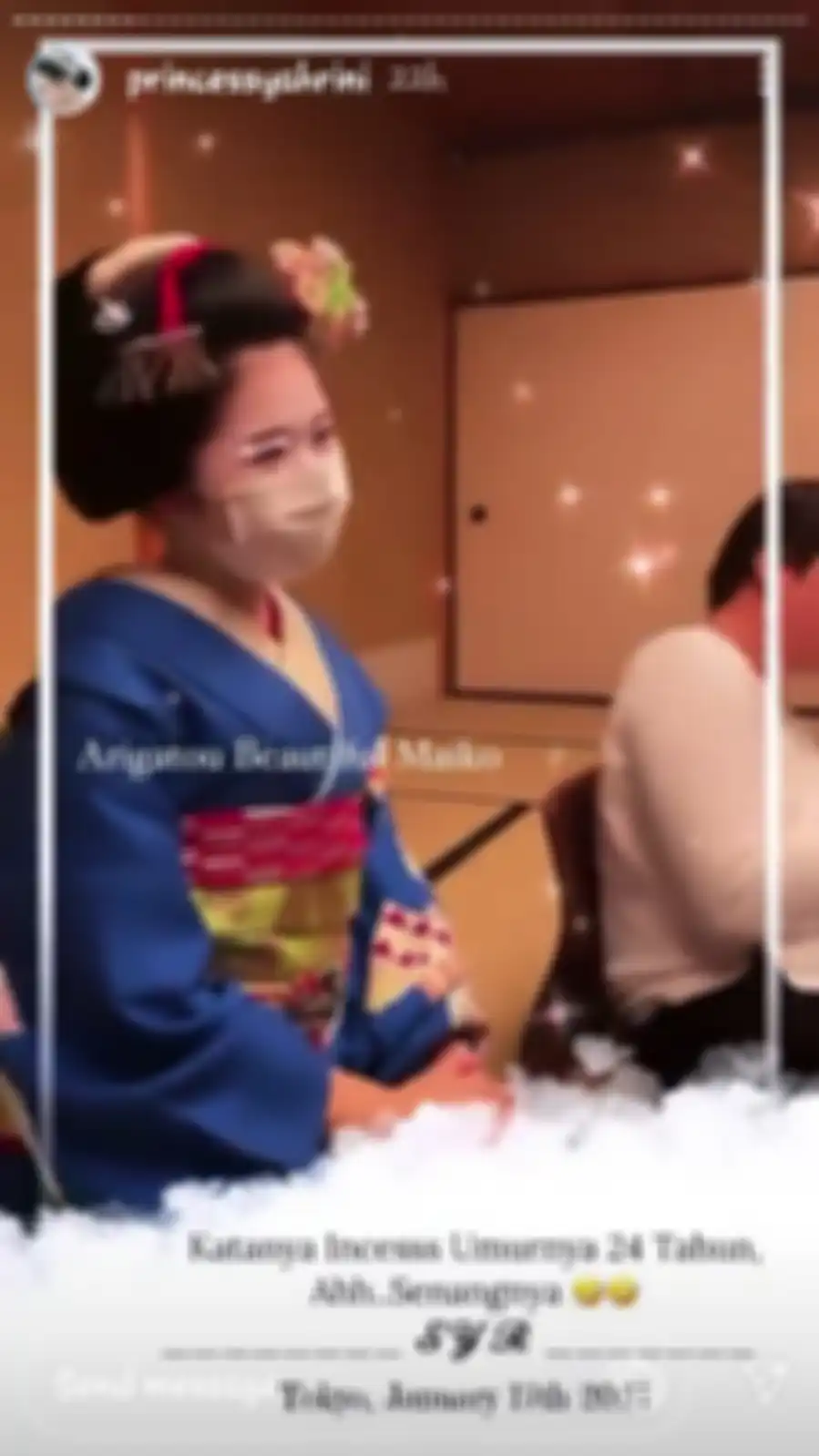 Syahrini dan Reino Barack makan malam bareng Geisha yang terkenal di Jepang