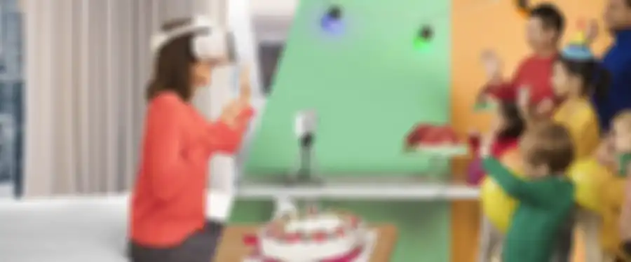 Dengan Mirage Camera, kamu bisa seolah-olah berada di ruangan yang sama lewat Virtual Reality