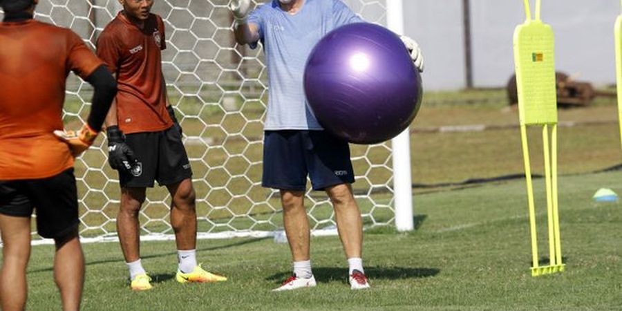 Pelatih Jebolan Liga Inggris Sudah Gabung Sesi Latihan Bali United