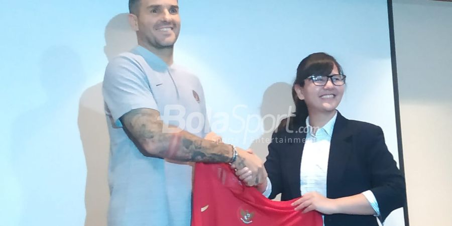 Resmi Latih Timnas Indonesia, Simon McMenemy Bicara soal Kerja Berat