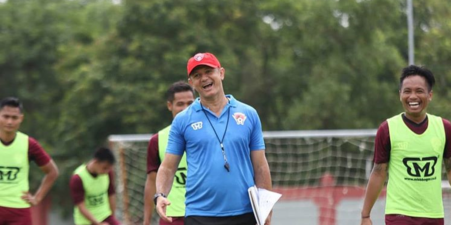 Piala Presiden 2019 -  Hadapi Persipura, Gomes Instruksikan Pemain Kuasai Bola 