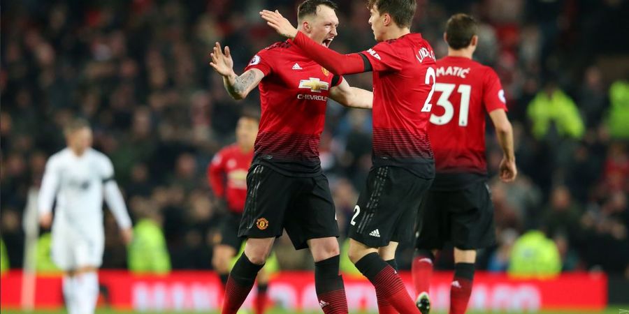 Old Trafford Sambut Lawatan Liverpool dengan Semprotan Bawang Putih