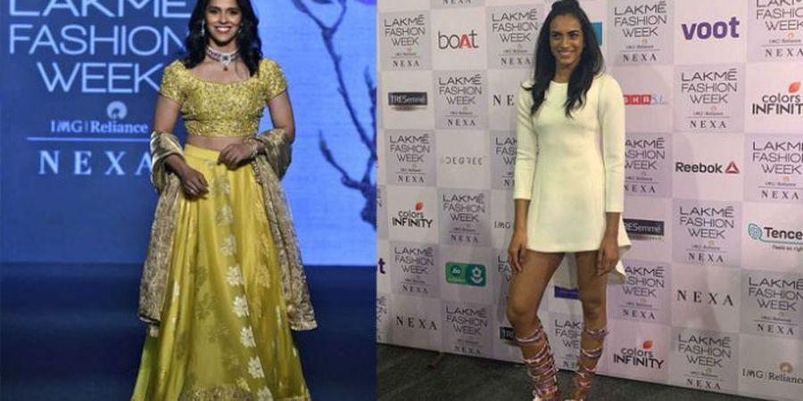 Saina Nehwal dan PV Sindhu Tampil ala Model di India Fashion Week