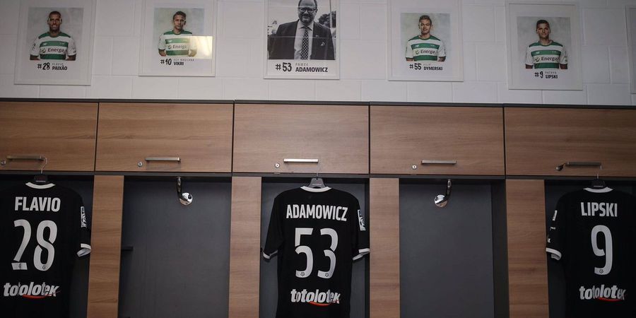 Pakai Jersey Khusus, Lechia Gdansk Awali Putaran Kedua dengan Positif