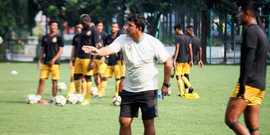 Alfredo Vera Tak Punya Waktu Lihat Pertandingan PSM Makassar