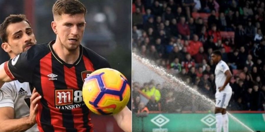 VIDEO - Pemain Bournemouth dan Wolves Disemprot Rumput Lapangan