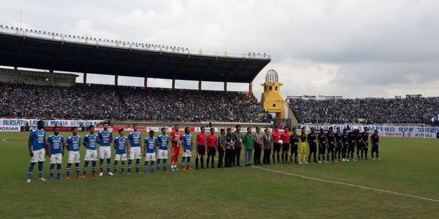 Tangapan Kim Kurniawan atas Kekalahan Persib dari PS Tira-Persikabo