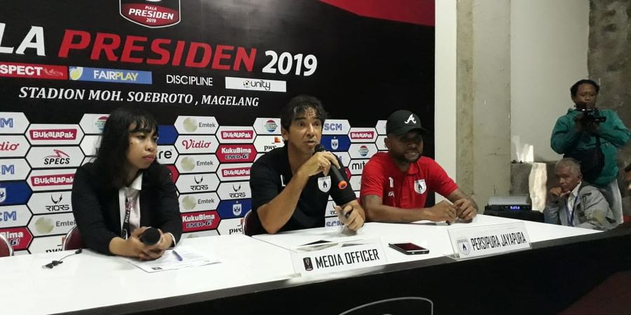 Titus Bonai Siap Profesional Saat Persipura Hadapi PSM Makassar