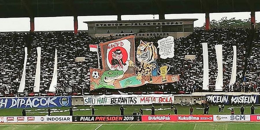 Persebaya Vs Persib - Skor Imbang 1-1 Tutup Duel Babak Pertama