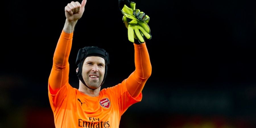 Usai Bela Arsenal, Cech Dikabarkan Akan Isi Posisi Penting di Chelsea